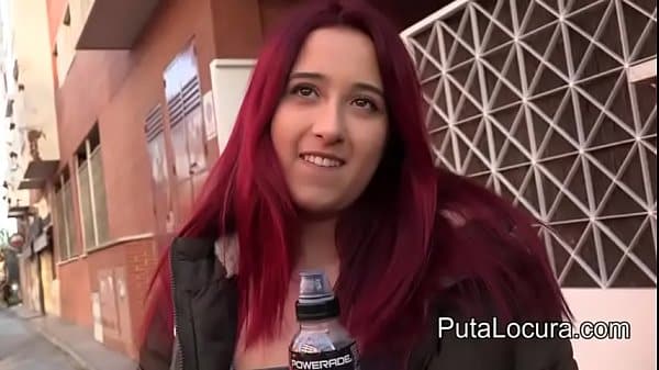 Inocente pelirroja de 18 años pillada en la calle por Torbe
